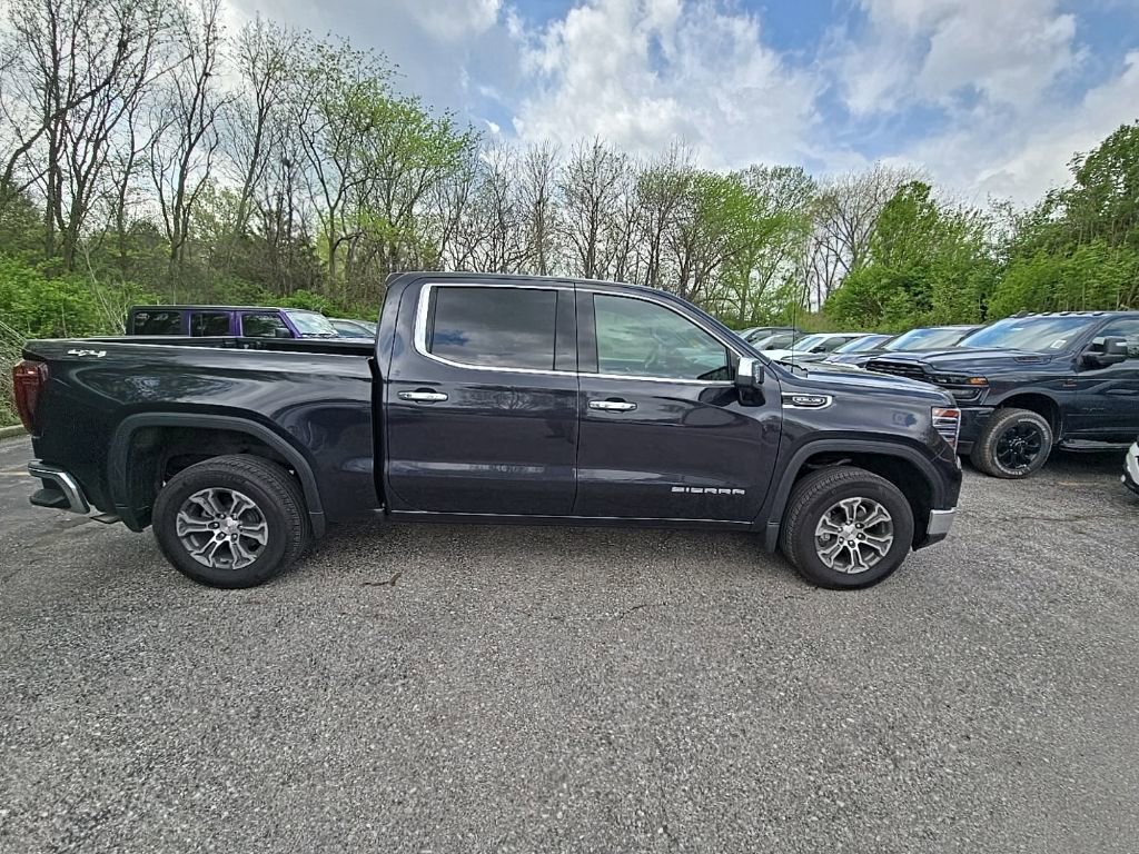 Used 2025 GMC Sierra 1500 SLT image 9