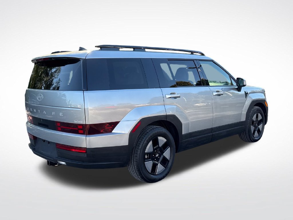 Used 2024 Hyundai Santa Fe SEL FWD image 6