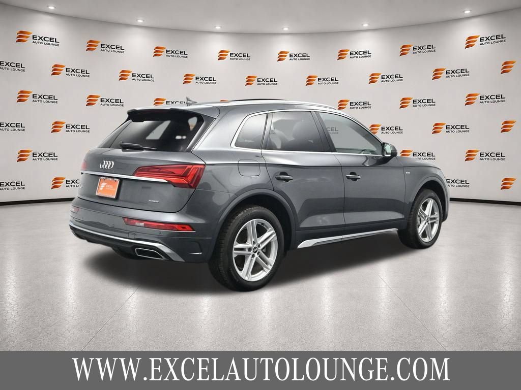 Used 2021 Audi Q5 e Premium Plus w/ Premium Plus Package AWD/4WD image 5