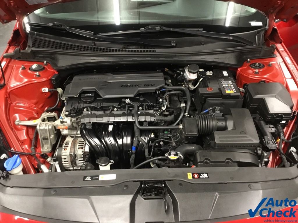 Used 2023 Hyundai Elantra Limited image 42