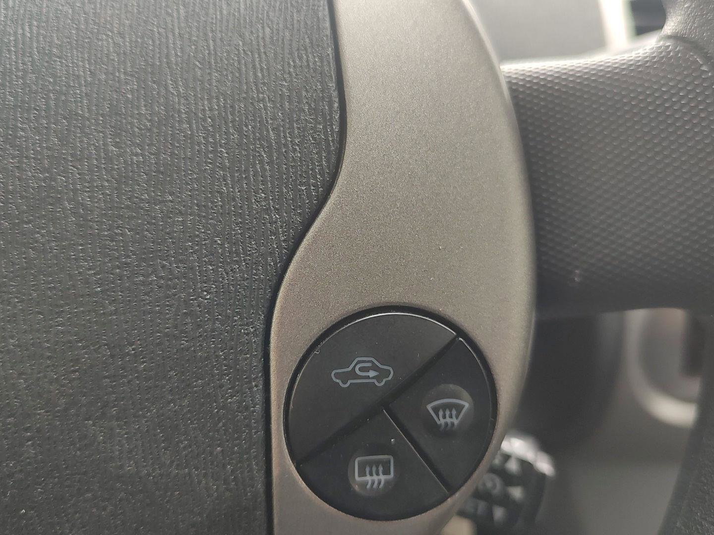 Used 2006 Toyota Prius FWD image 9