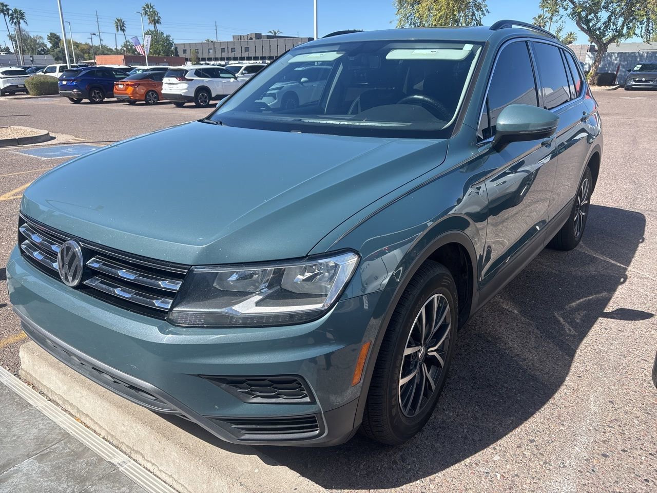 Used 2019 Volkswagen Tiguan SE image 14