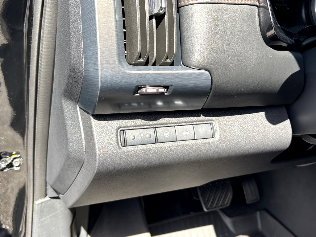 Used 2025 Nissan Pathfinder Rock Creek image 12