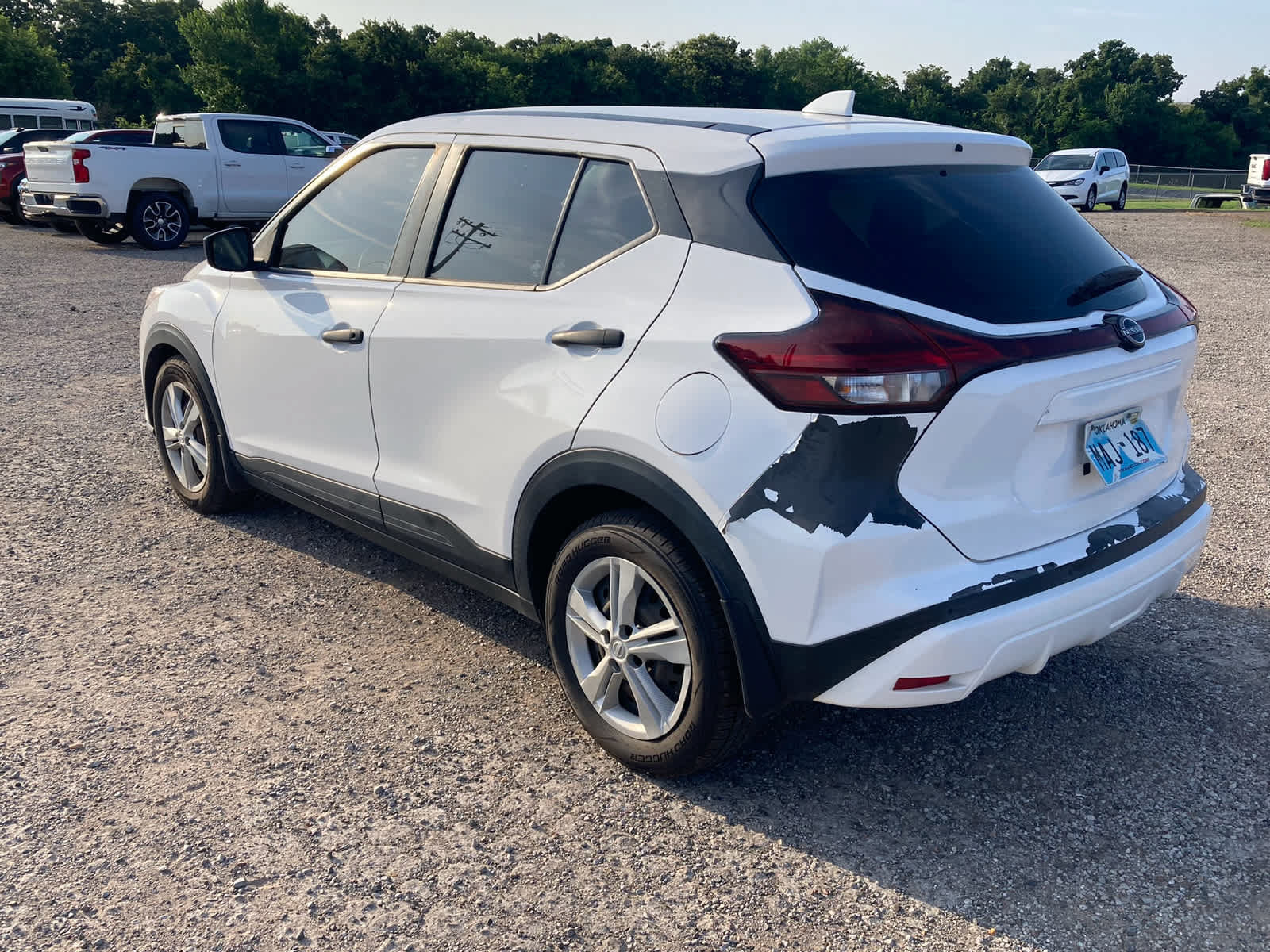 Used 2022 Nissan Kicks S FWD image 5