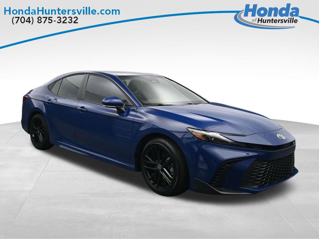Used 2025 Toyota Camry SE w/ Multimedia Upgrade Package FWD image 6