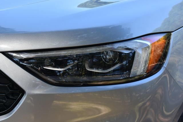 Used 2022 Ford Edge ST w/ Equipment Group 401A image 10