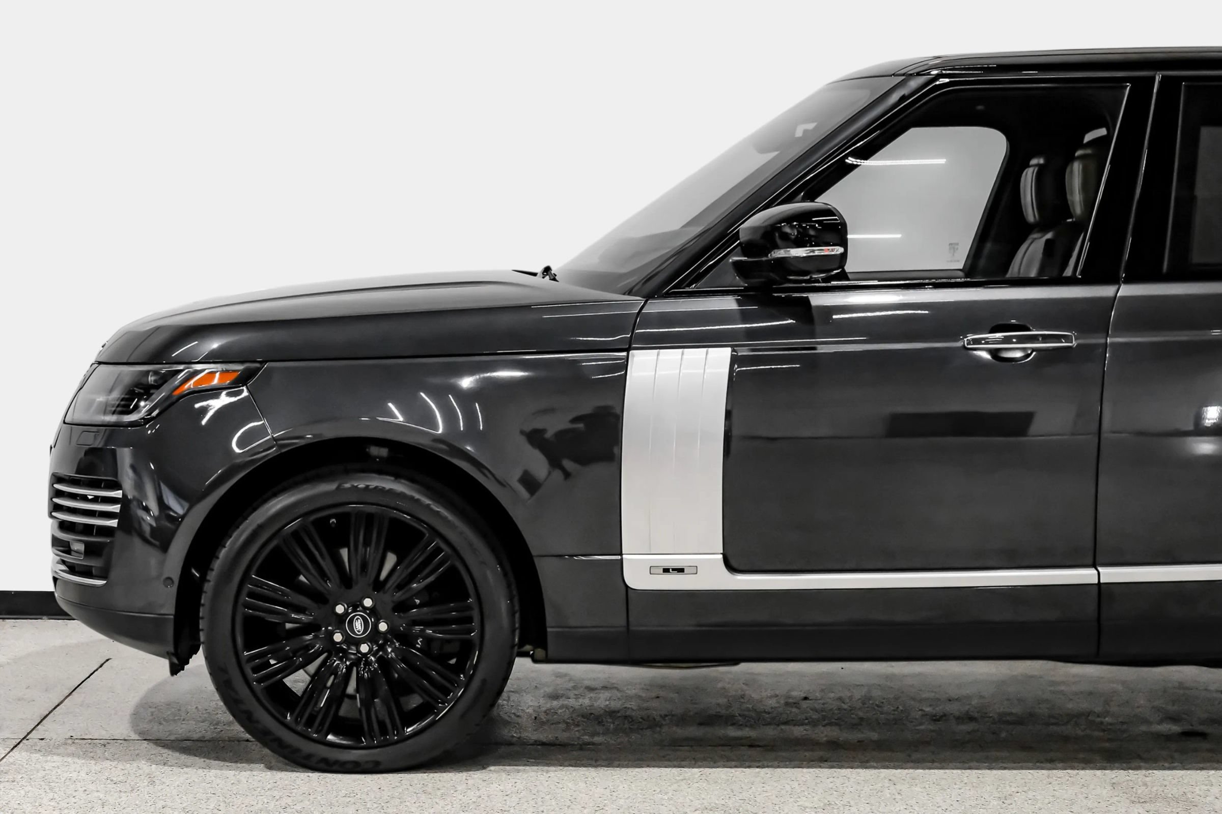 Used 2019 Land Rover Range Rover Long Wheelbase Autobiography AWD/4WD image 10