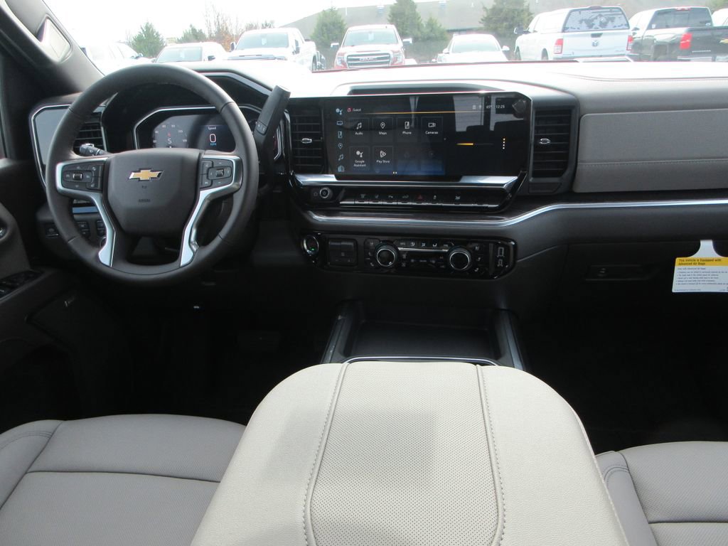 New 2026 Chevrolet Silverado 3500 LTZ w/ LTZ Premium Package image 18