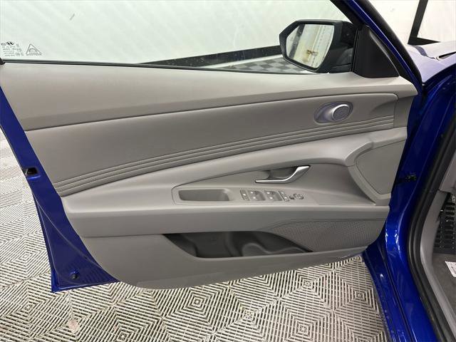 New 2026 Hyundai Elantra SEL Sport image 10