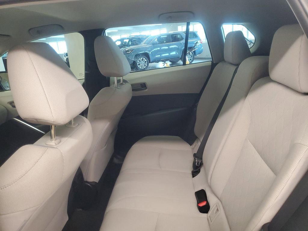 Certified 2022 Toyota Corolla Cross L image 10
