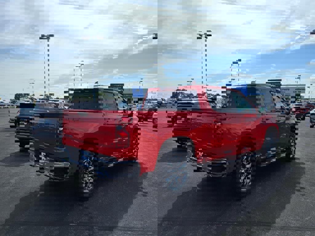 New 2025 Chevrolet Silverado 1500 LT image 3