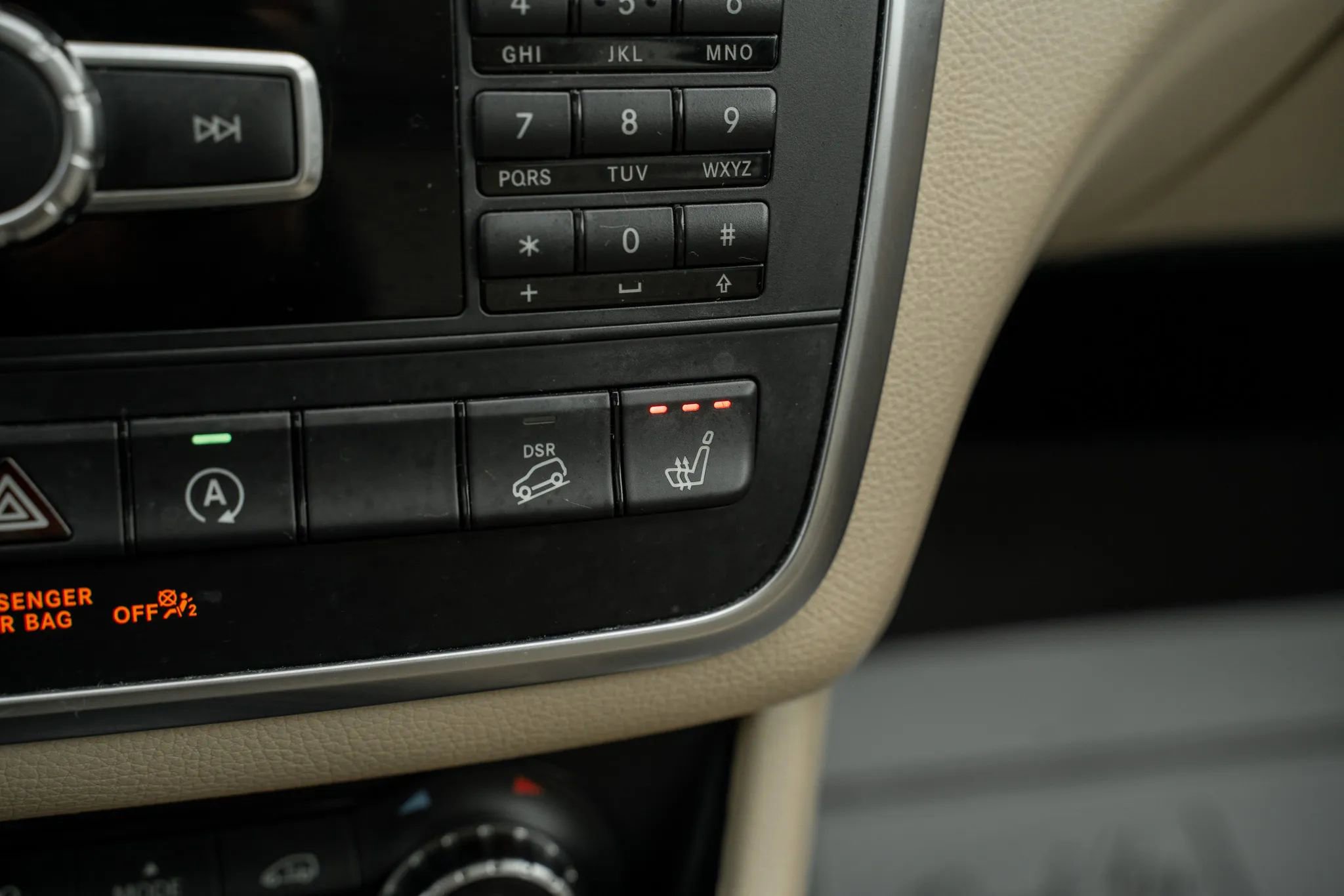 Used 2015 Mercedes-Benz GLA 250 GLA 250 4MATIC Sport Utility 4 image 25