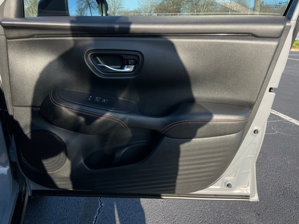 Used 2023 Honda HR-V Sport image 28