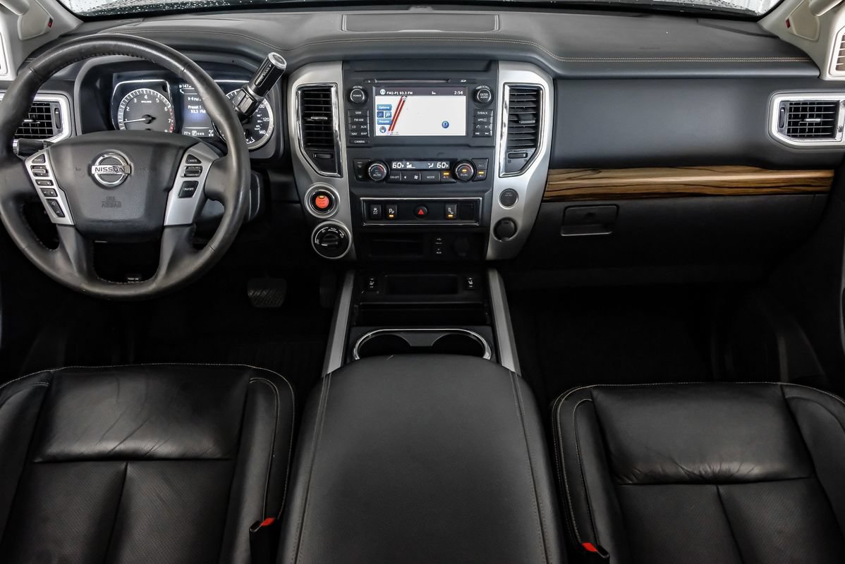 Used 2017 Nissan Titan SL AWD/4WD image 13