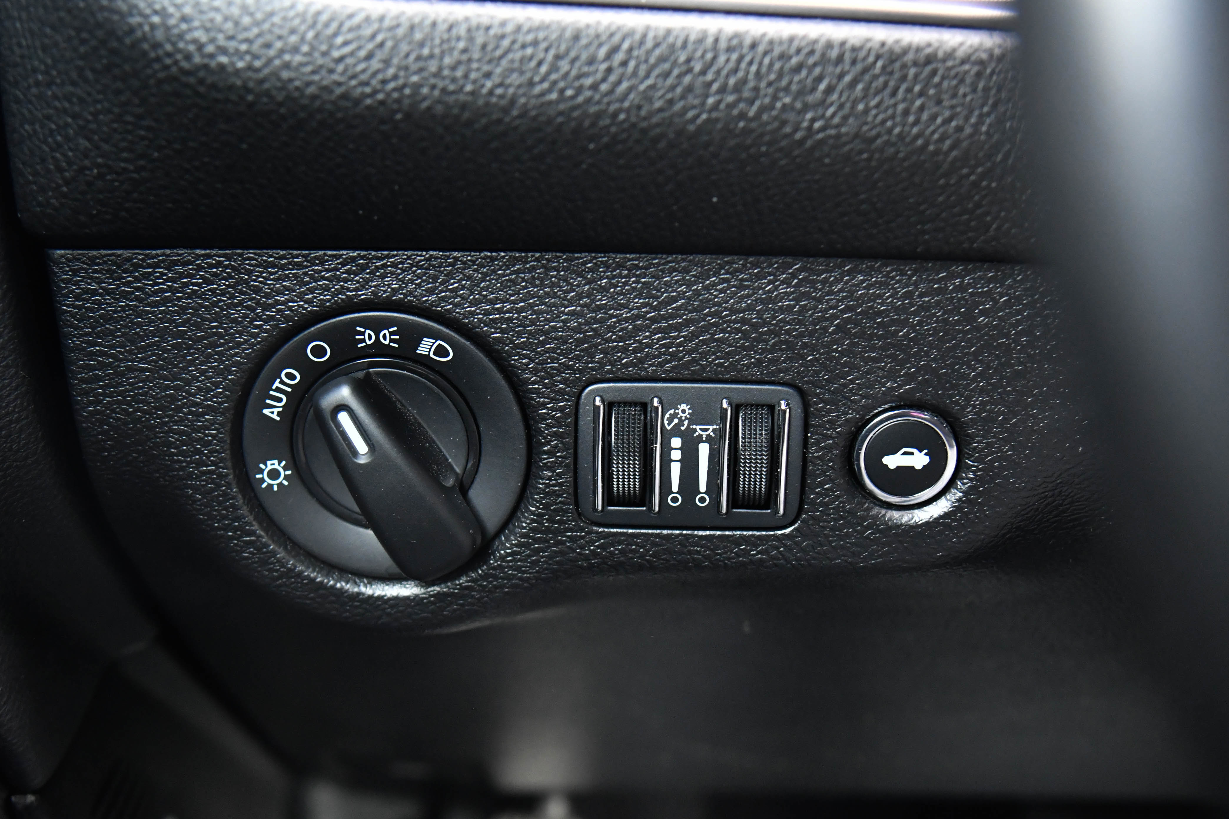 Used 2023 Dodge Challenger GT image 27