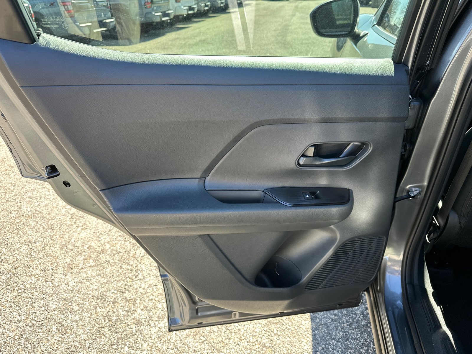 New 2026 Nissan Kicks S image 21