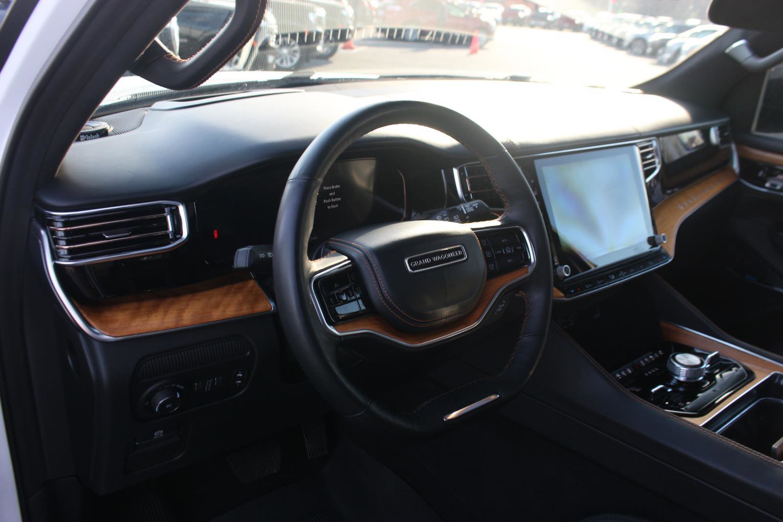 Used 2024 Jeep Grand Wagoneer L Series III image 16