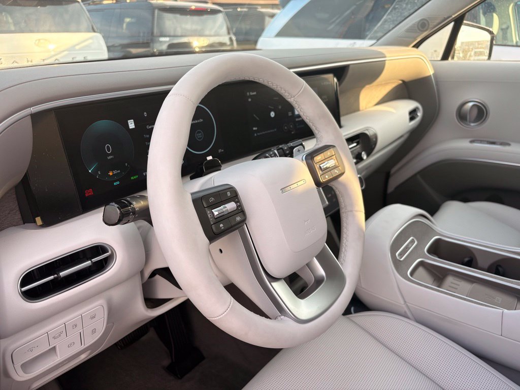 New 2027 Hyundai Palisade Limited FWD image 10