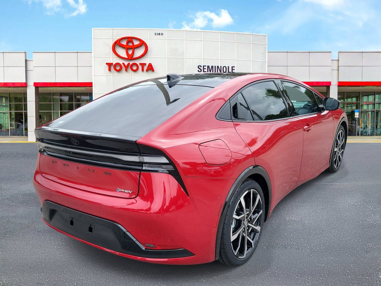 New 2026 Toyota Prius Plug-In Hybrid FWD image 3
