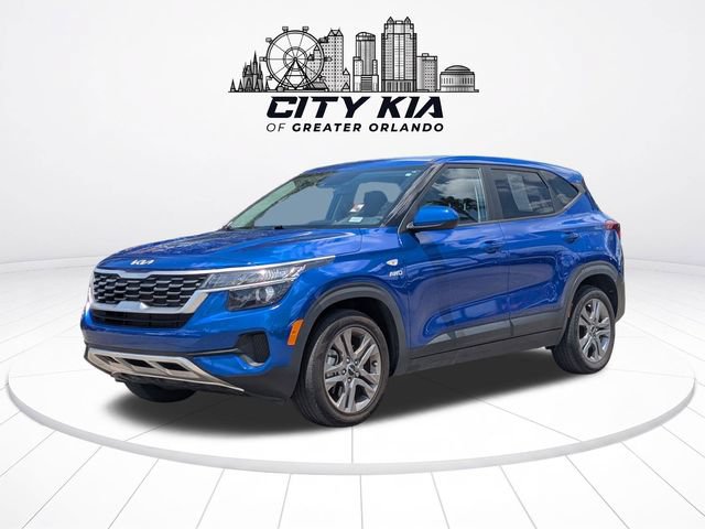 Certified 2023 Kia Seltos LX AWD/4WD image 2
