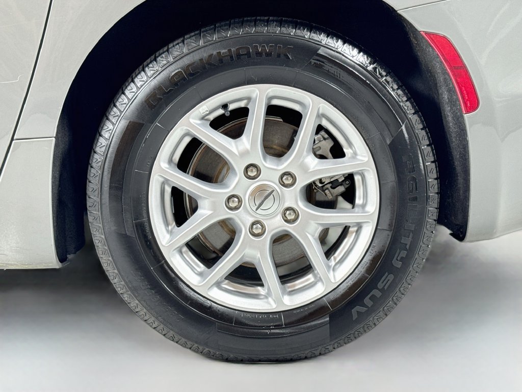 Used 2022 Chrysler Pacifica Touring-L FWD image 9