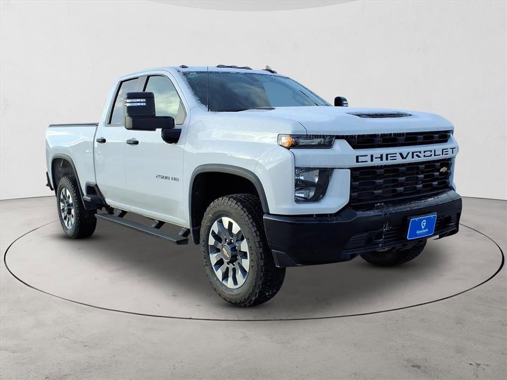 Used 2021 Chevrolet Silverado 2500 Custom w/ Custom Value Package image 3