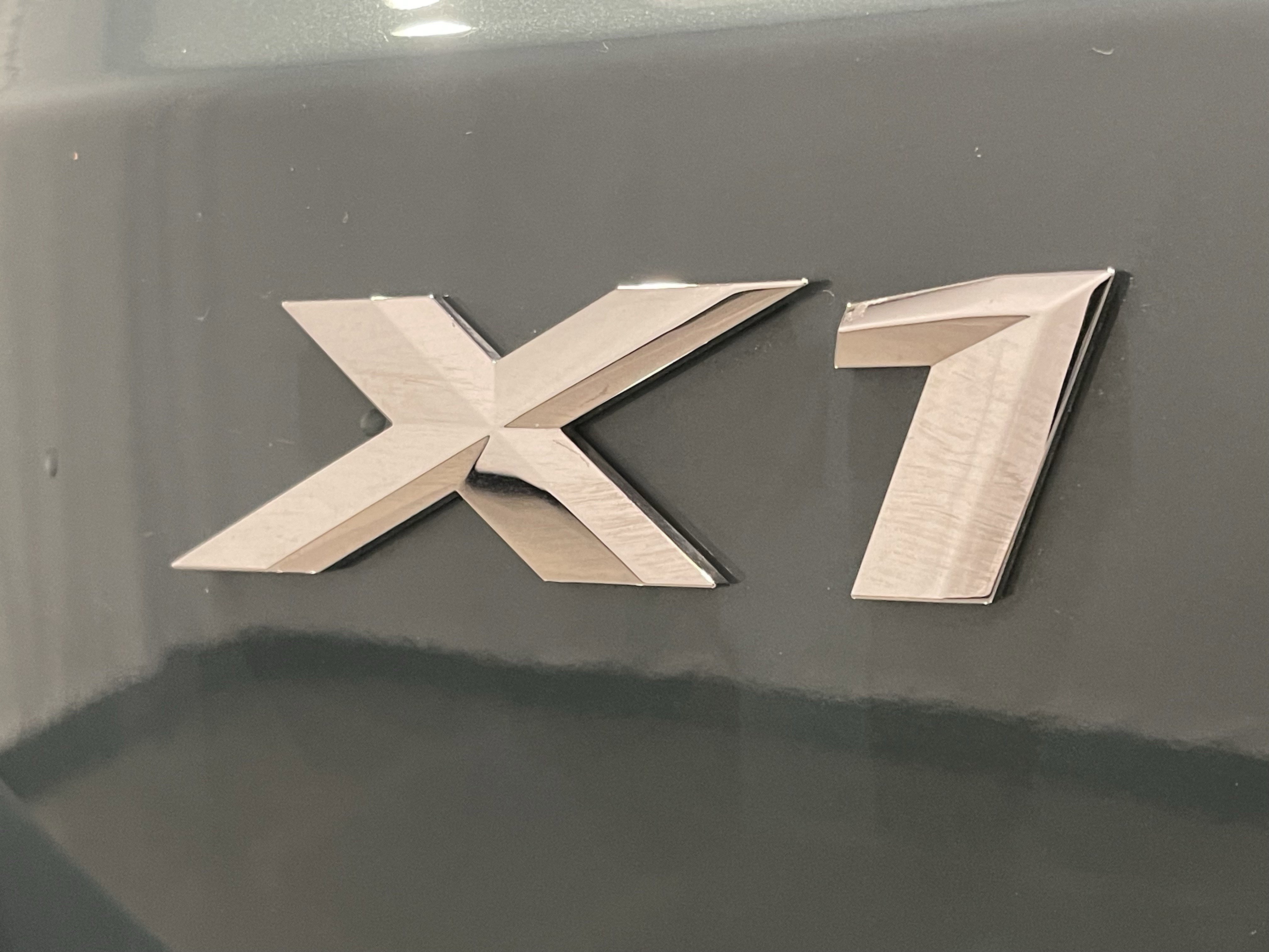 Used 2025 BMW X1 xDrive28i w/ Technology Package image 24