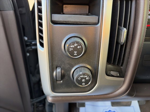Used 2015 GMC Sierra 1500 SLT w/ SLT Crew Cab Value Package image 19