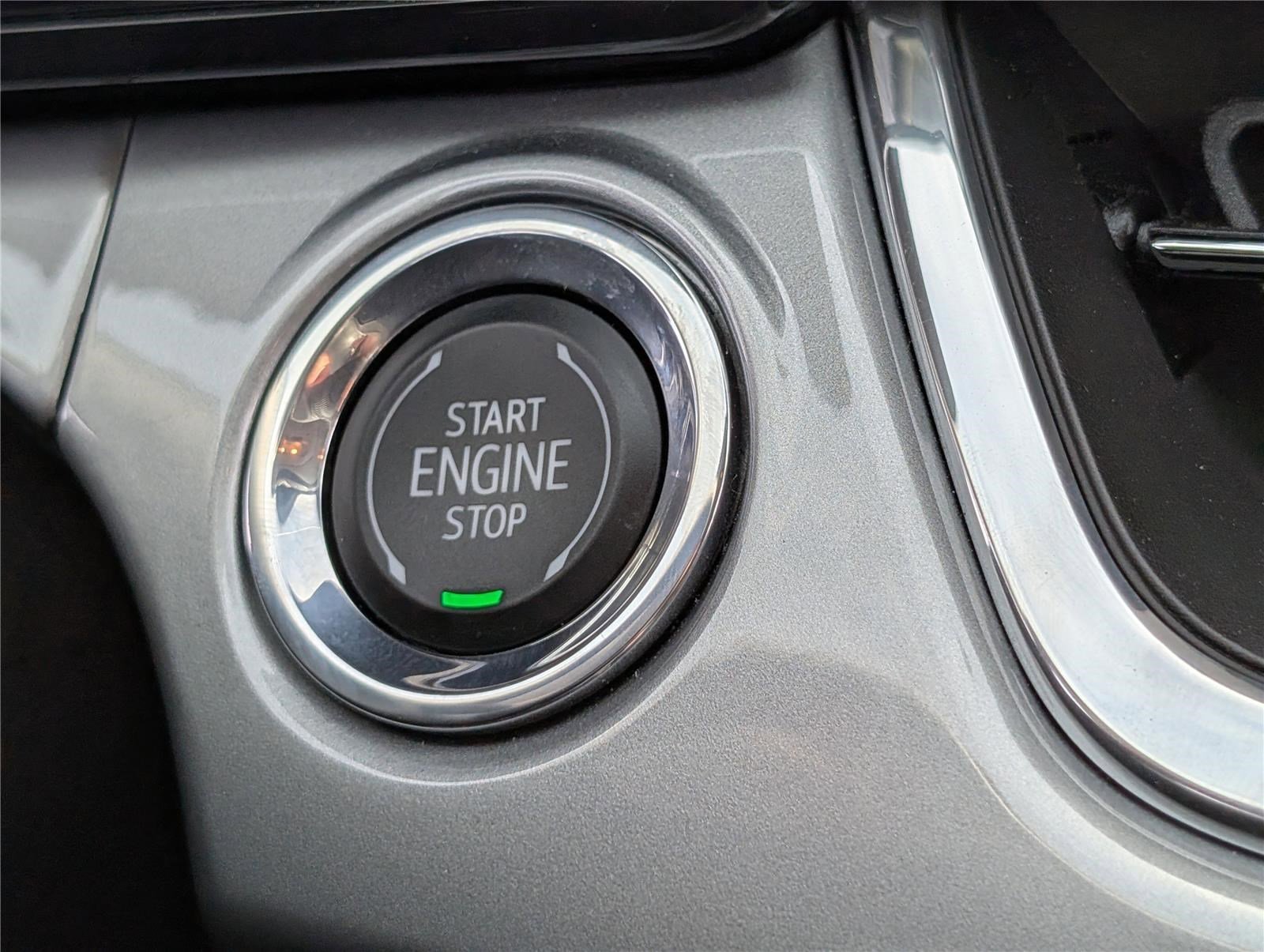 Used 2025 Chevrolet Trax LT w/ Driver Confidence Package image 23