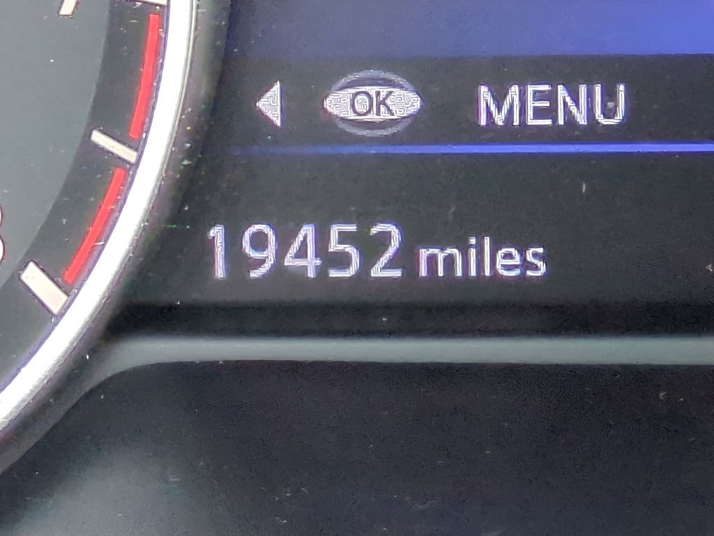 Certified 2023 Nissan Murano Platinum w/ Cargo Package image 30