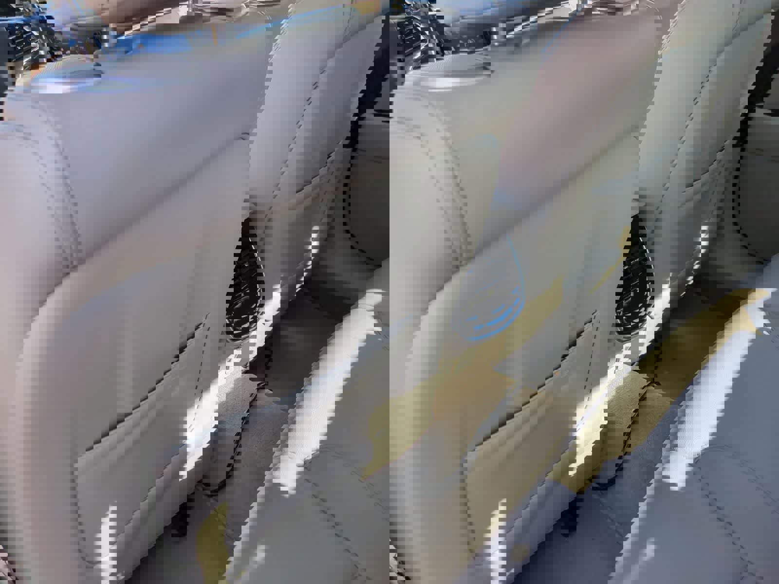 Used 2013 Cadillac XTS Premium image 18