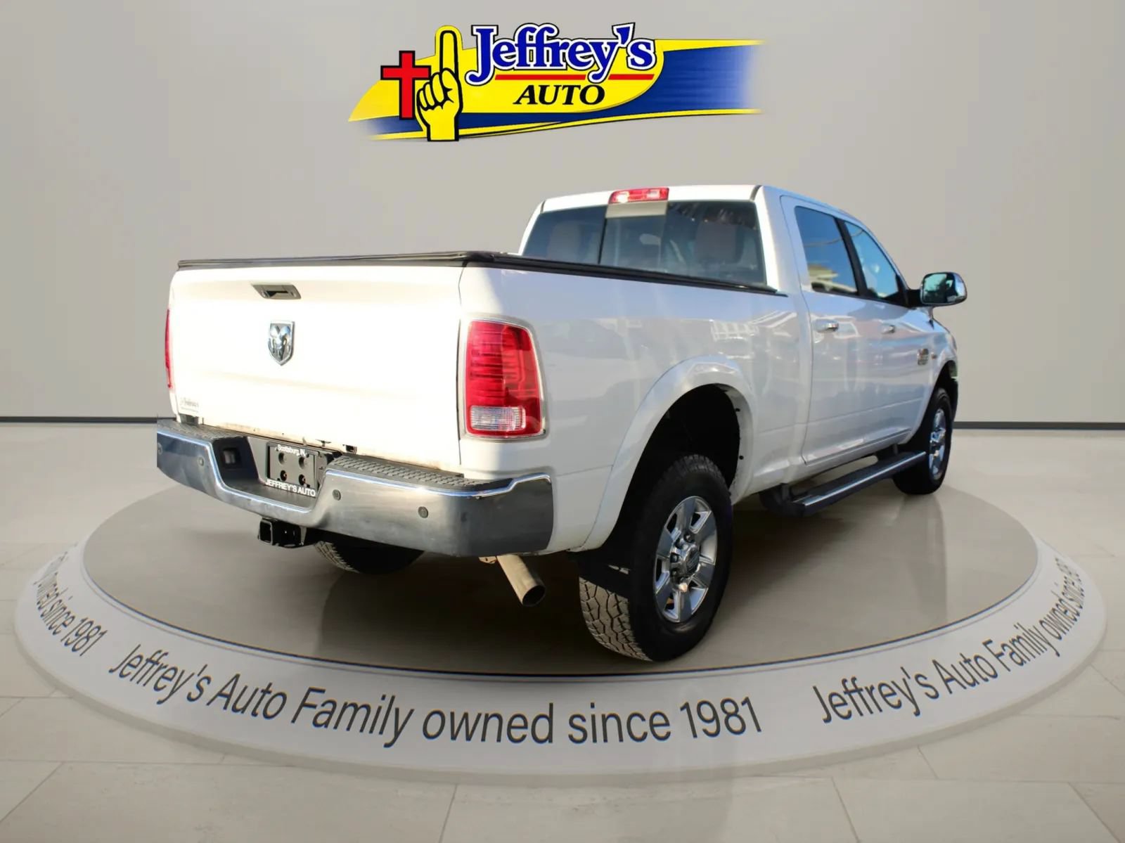 Used 2014 RAM 2500 Longhorn w/ Convenience Group AWD/4WD image 4