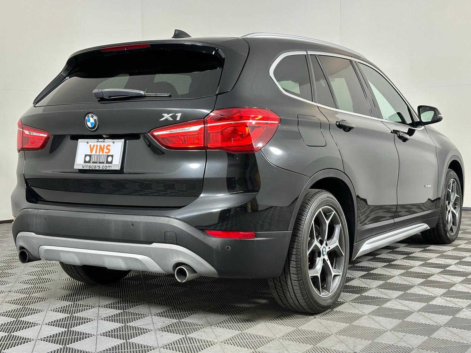 Used 2016 BMW X1 xDrive28i AWD/4WD image 4