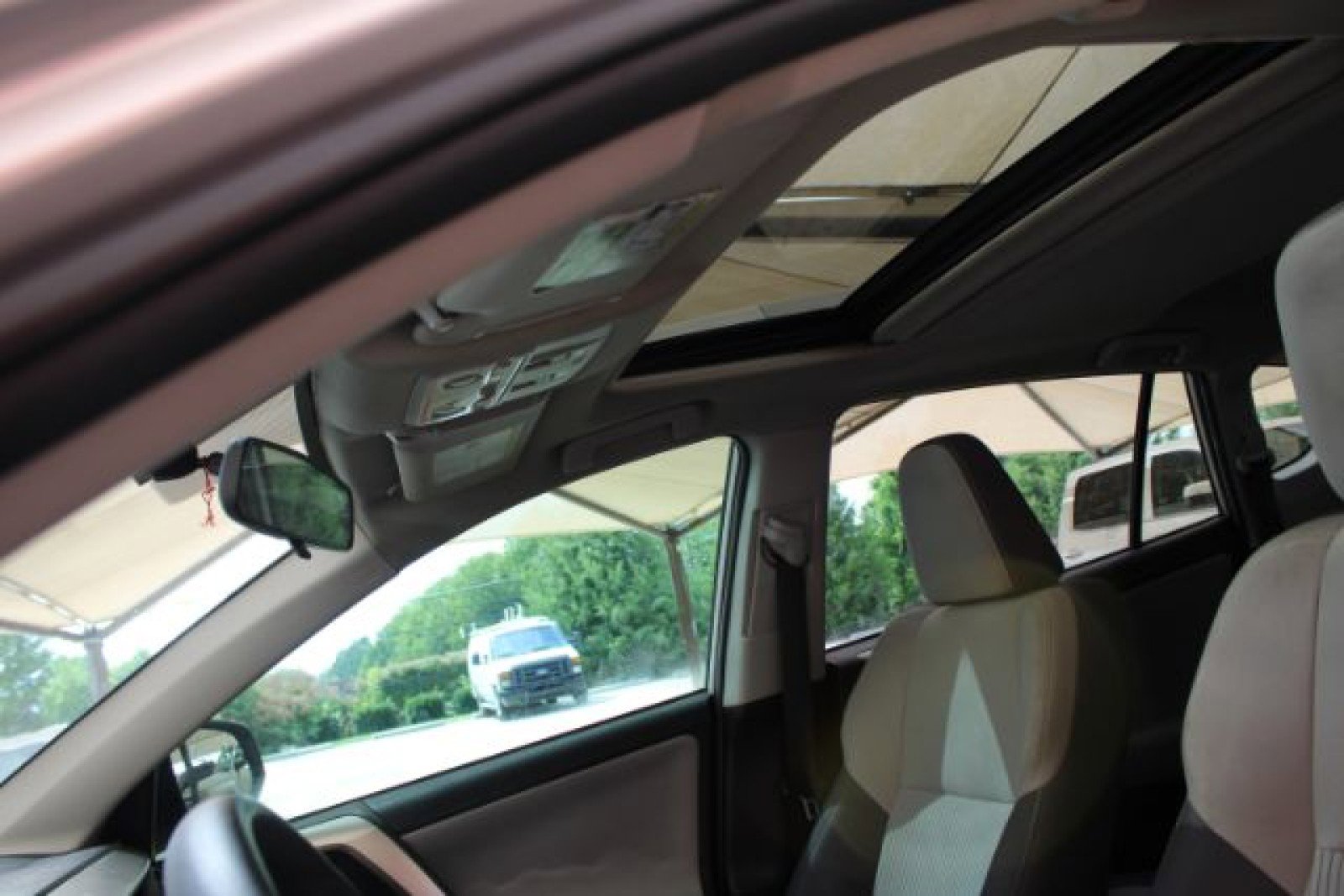 Used 2015 Toyota RAV4 XLE image 12