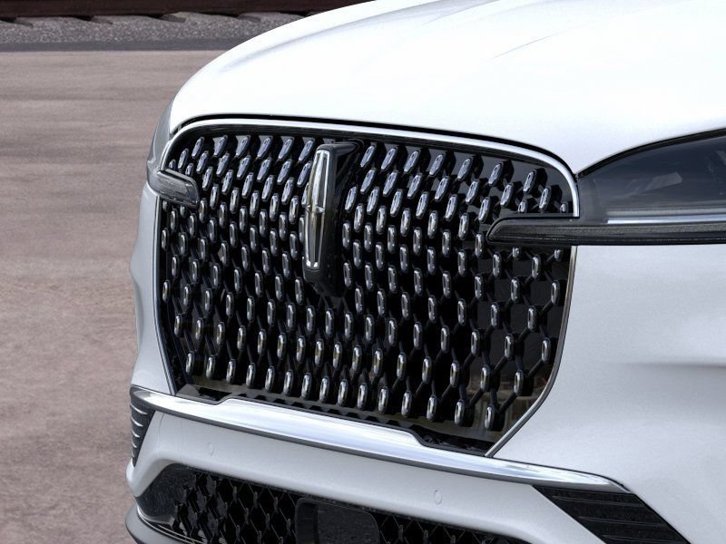 New 2026 Lincoln Aviator AWD image 18