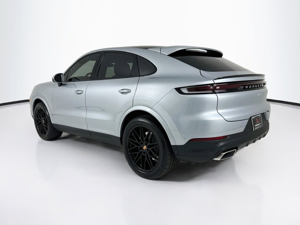 New 2026 Porsche Cayenne Coupe AWD/4WD image 3