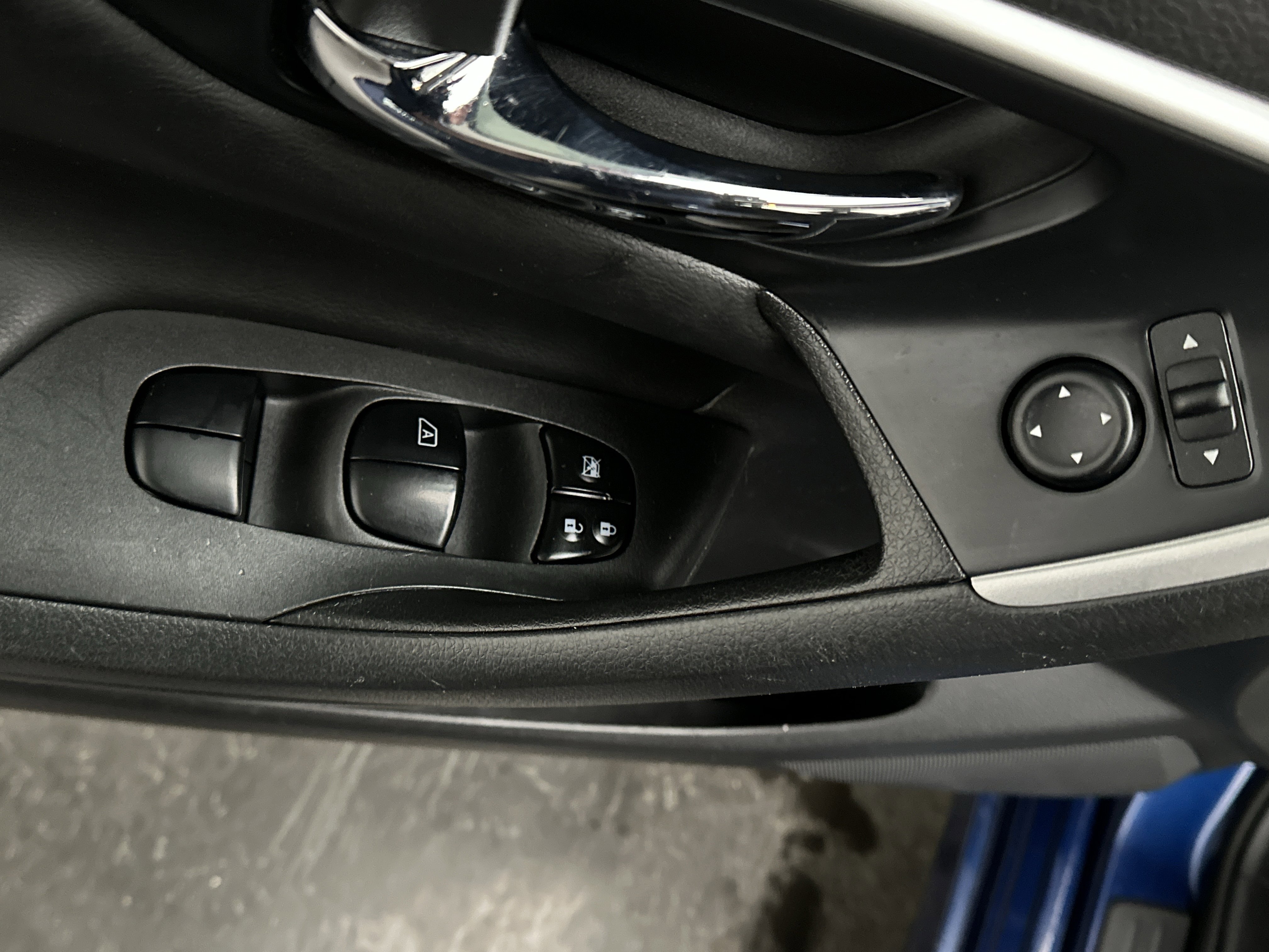 Used 2018 Nissan Altima 2.5 SR image 16