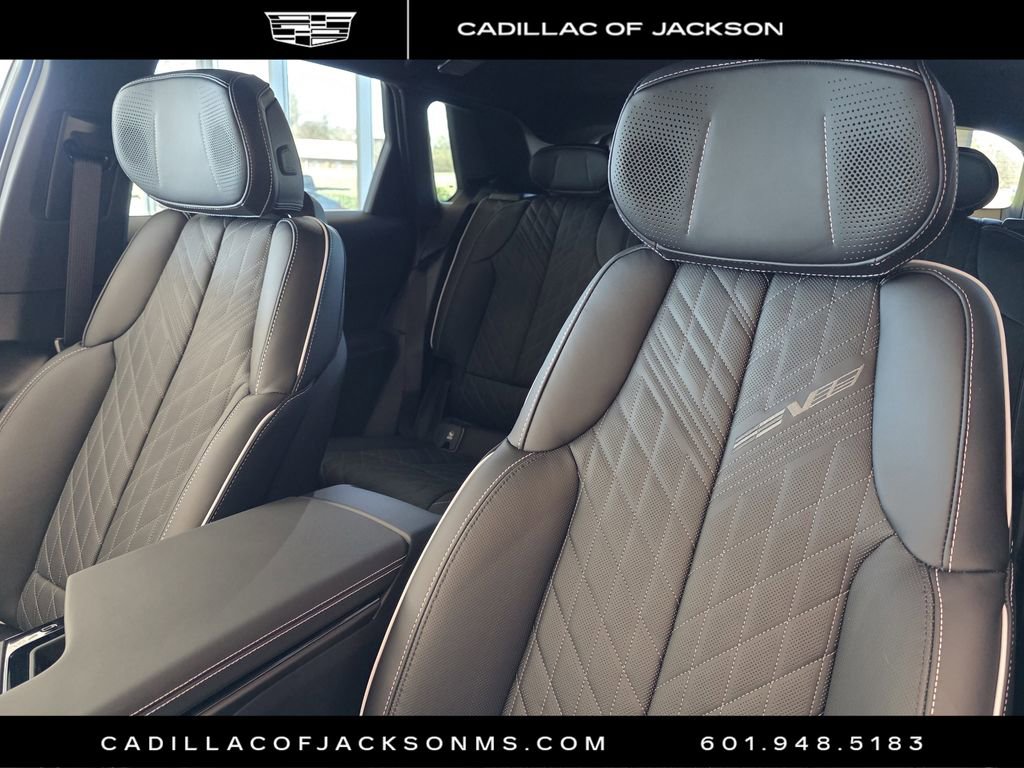 New 2026 Cadillac Lyriq V image 17