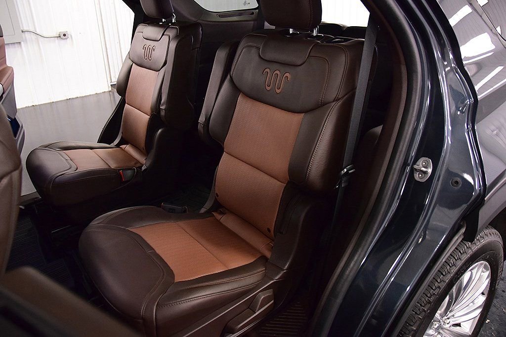 Used 2023 Ford Explorer King Ranch w/ Technology Package image 36