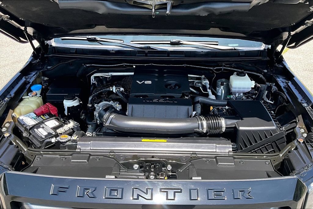 Used 2022 Nissan Frontier SV RWD image 11