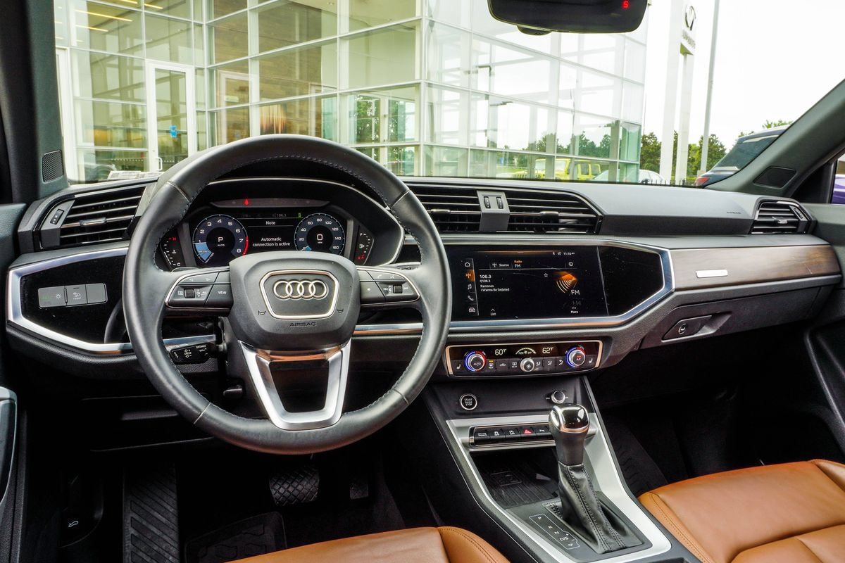 Used 2021 Audi Q3 2.0T Premium Plus AWD/4WD image 16