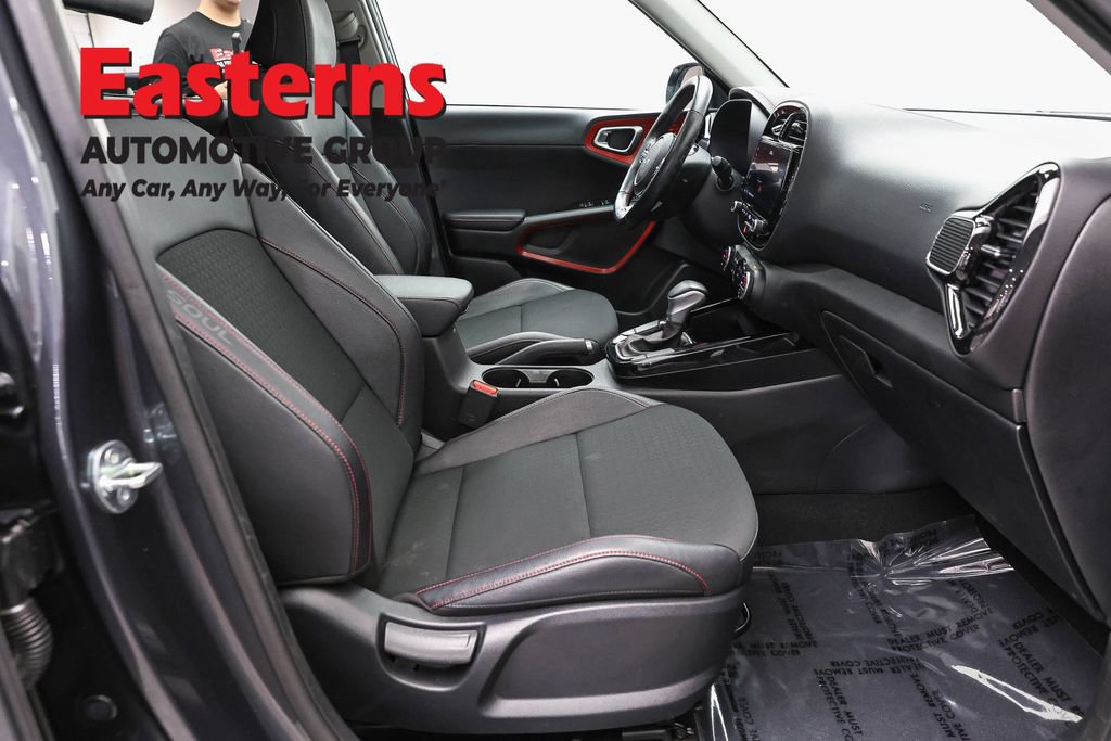 Used 2023 Kia Soul GT-Line FWD image 25