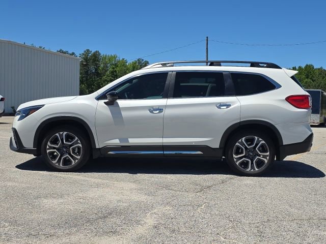 Used 2024 Subaru Ascent Touring w/ Popular Package #2 AWD/4WD image 2