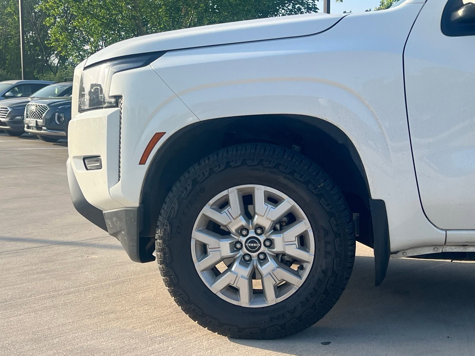 Used 2022 Nissan Frontier SV w/ Technology Package image 9