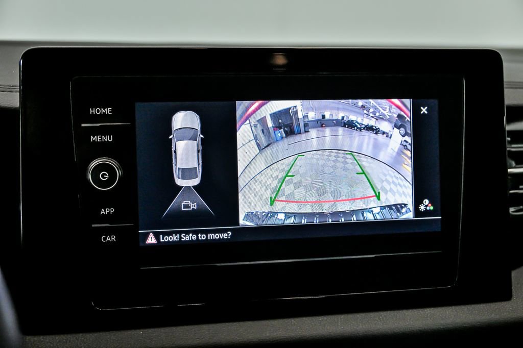 Used 2025 Volkswagen Jetta Sport image 17