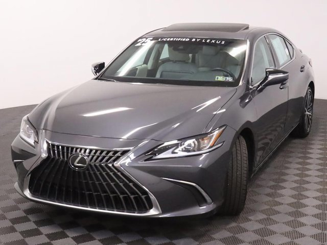 Certified 2025 Lexus ES 300h w/ Premium Package image 4