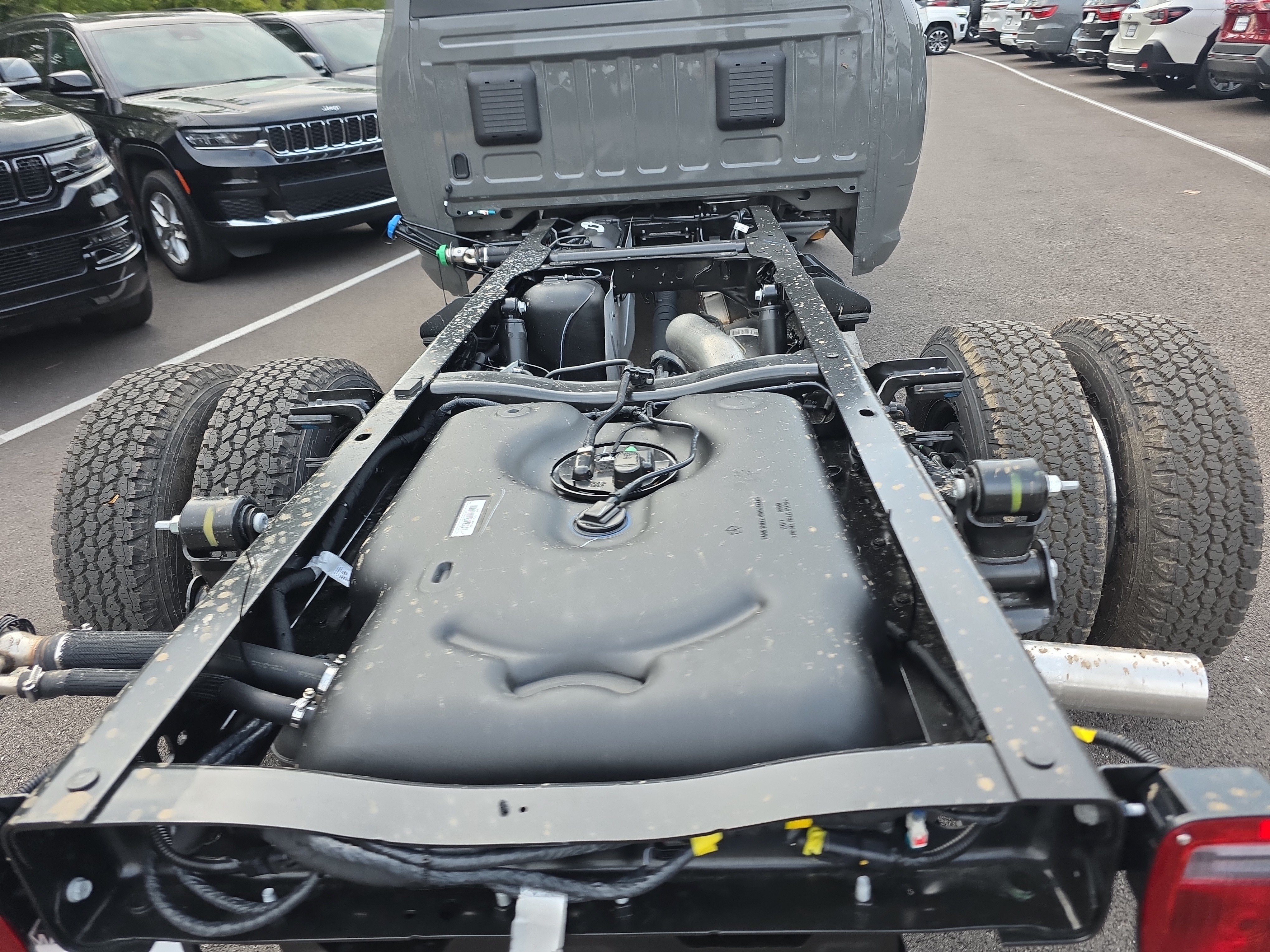 New 2027 RAM 3500 4x4 Crew Cab DRW image 34