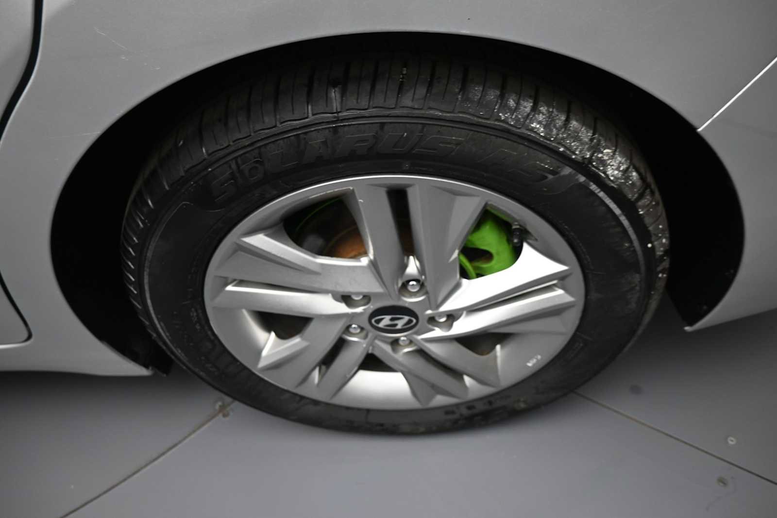 Used 2019 Hyundai Elantra Value Edition FWD image 12