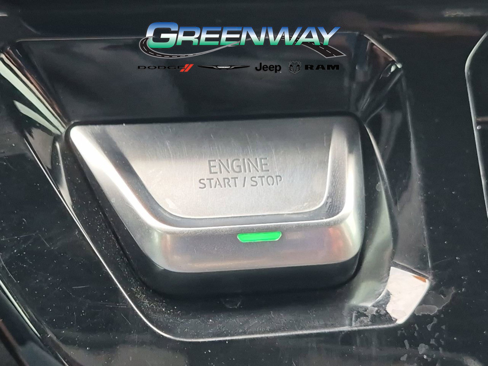 Used 2025 GMC Sierra 2500 AT4 w/ AT4 Premium Plus Package AWD/4WD image 9