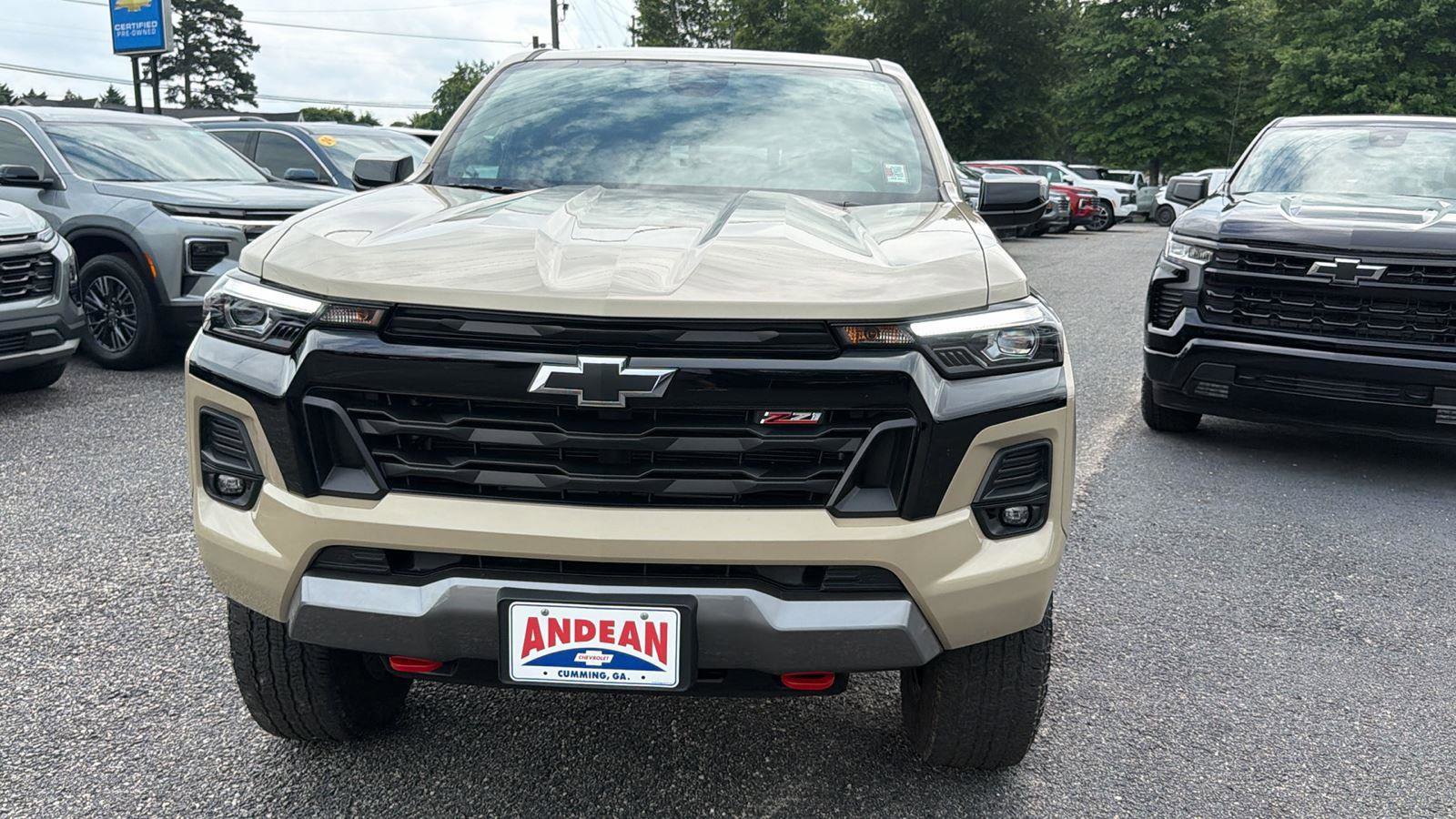 Used 2023 Chevrolet Colorado Z71 w/ Z71 Convenience Package 2 AWD/4WD video 2